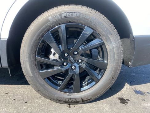 Used 2024 Chevrolet Equinox LS w/ LS Convenience Package FWD image 26