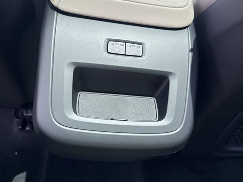 New 2026 Volvo XC60 B5 Plus w/ Protection Package Premier image 7