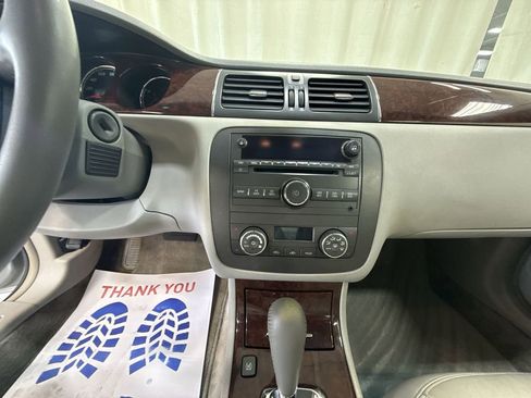 Used 2011 Buick Lucerne CXL FWD image 14