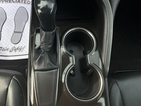 Used 2021 Toyota Camry SE image 35