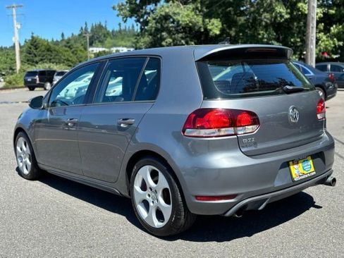 Used 2010 Volkswagen GTI 4-Door image 5