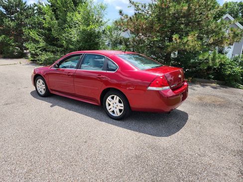 Used 2013 Chevrolet Impala LT w/ LT Sunroof Package FWD image 5