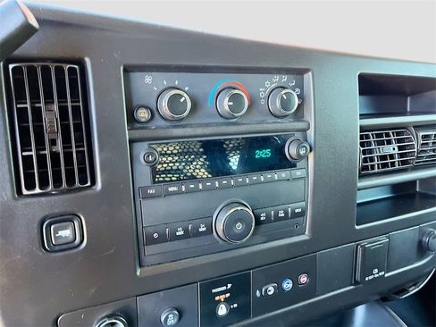 Used 2022 Chevrolet Express 2500 w/ Driver Convenience Package image 14