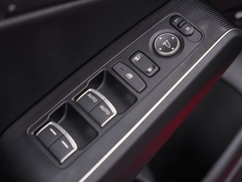 Used 2022 Honda Civic Touring image 39