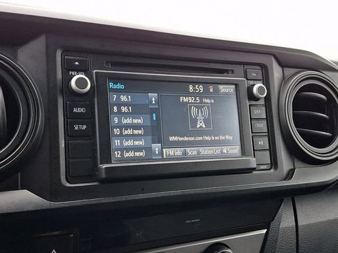 Used 2018 Toyota Tacoma SR w/ SR Convenience Package image 17