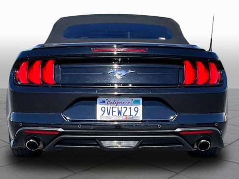 Used 2023 Ford Mustang Premium RWD image 4