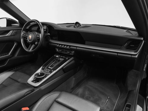 Certified 2022 Porsche 911 Carrera RWD image 24