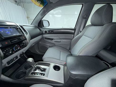 Used 2015 Toyota Tacoma 4x4 Double Cab w/ TRD Off-Road Package image 22