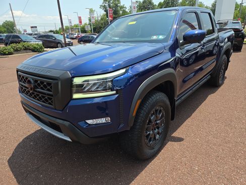 Used 2023 Nissan Frontier PRO-4X AWD/4WD image 7