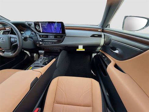 New 2025 Lexus ES 350 Ultra Luxury image 18