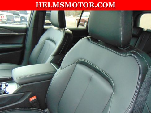 Certified 2024 Jeep Grand Cherokee Limited image 18