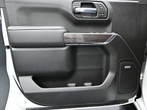 Used 2021 Chevrolet Silverado 1500 LTZ image 20