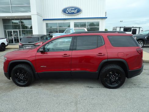 Used 2022 GMC Acadia AT4 AWD/4WD image 1
