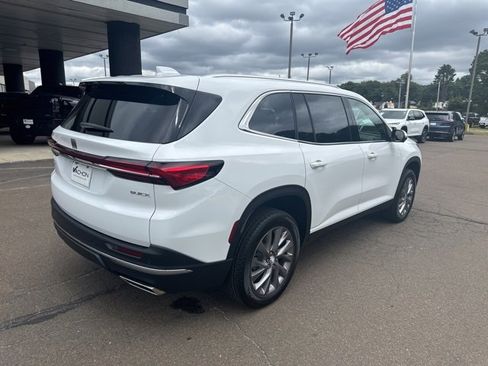 New 2026 Buick Enclave Preferred image 6