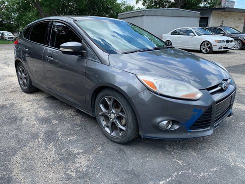 Used 2013 Ford Focus SE FWD image 6