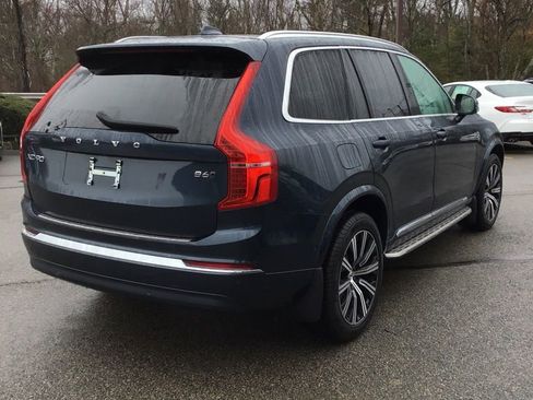 Used 2024 Volvo XC90 B6 Plus image 3