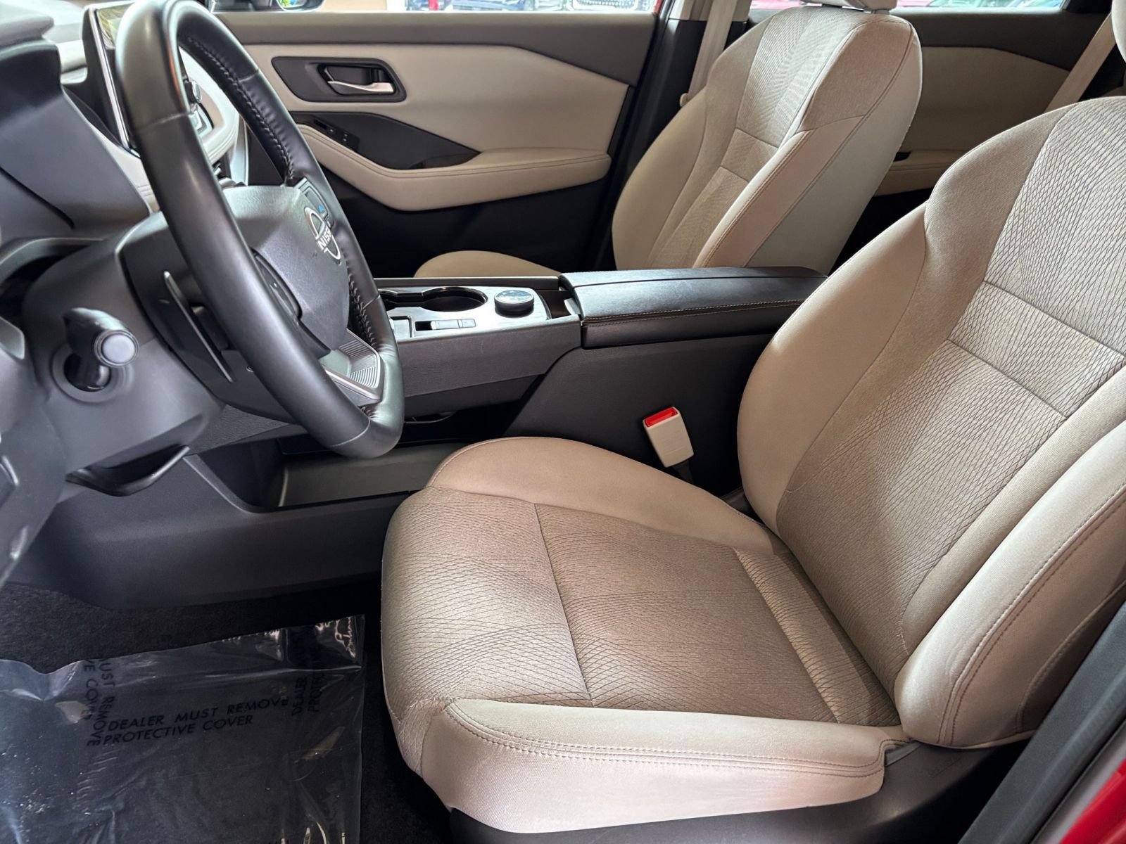 Used 2025 Nissan Rogue SV AWD/4WD image 28