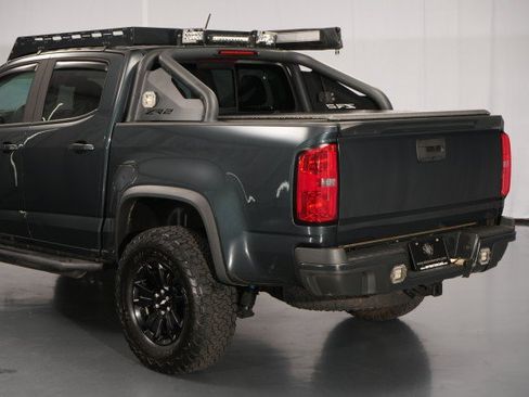 Used 2018 Chevrolet Colorado ZR2 w/ ZR2 Dusk Special Edition AWD/4WD image 18