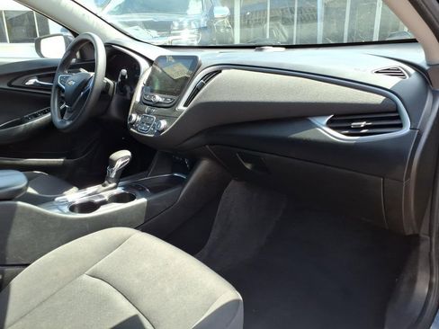 Used 2024 Chevrolet Malibu LT FWD image 14