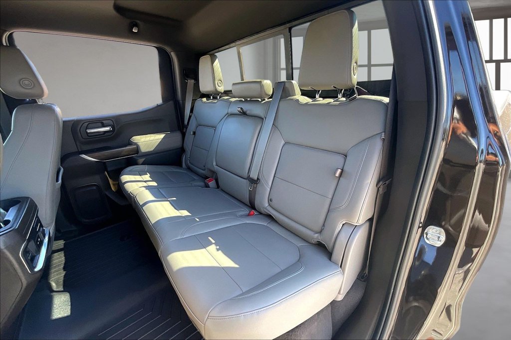 Used 2019 GMC Sierra 1500 SLT w/ SLT Premium Plus Package AWD/4WD image 23
