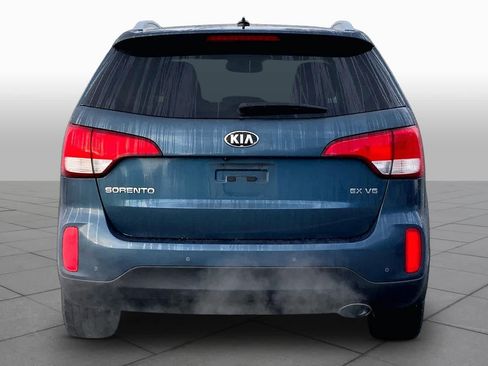 Used 2015 Kia Sorento EX w/ EX V6 Touring Package FWD image 5