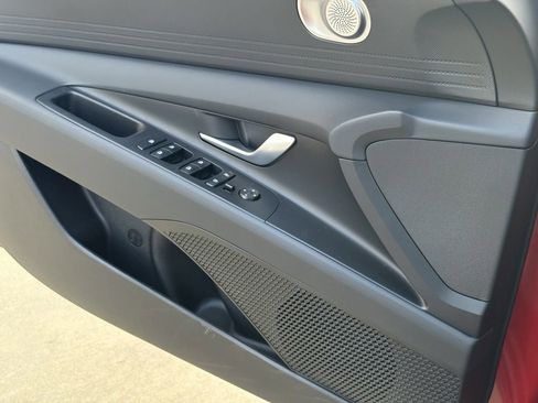 New 2025 Hyundai Elantra SE image 21