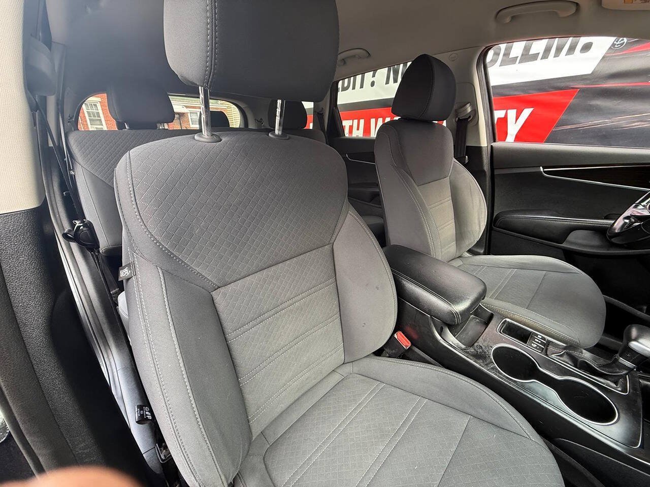 Used 2020 Kia Sorento LX w/ LX I4 Convenience Package AWD/4WD image 13
