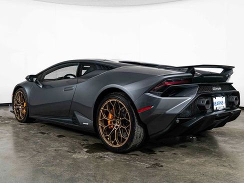 Used 2023 Lamborghini Huracan Tecnica image 6
