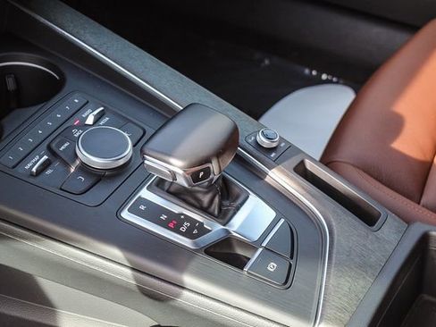 Used 2019 Audi A4 2.0T Premium image 26