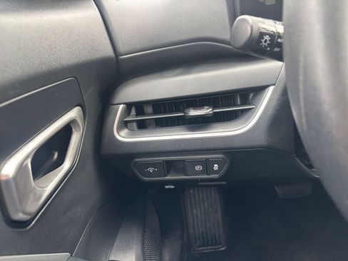 Used 2025 Kia K4 FWD image 33
