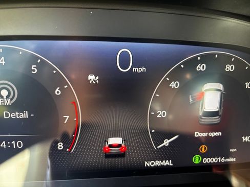 Used 2023 Honda Passport EX-L image 10