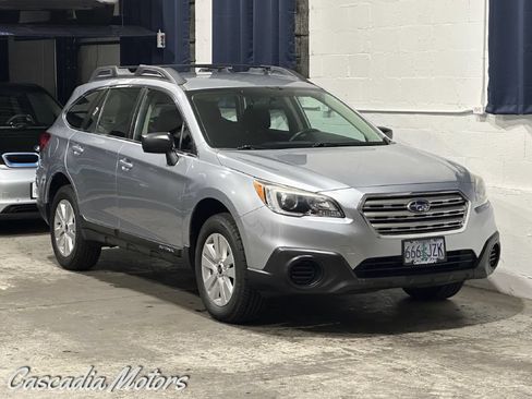 Used 2017 Subaru Outback 2.5i AWD/4WD image 1