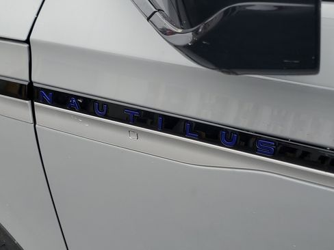 New 2026 Lincoln Nautilus Premier w/ Equipment Group 102A image 6