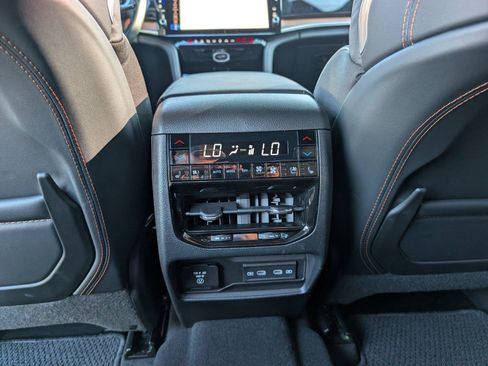 Used 2026 Jeep Grand Cherokee L Summit w/ Obsidian Package AWD/4WD image 36