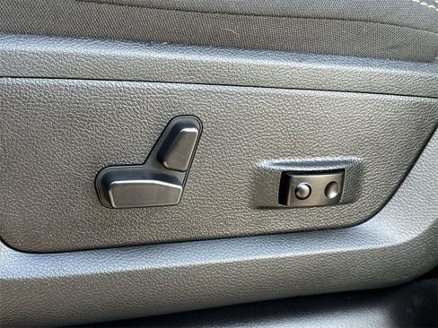 Used 2025 RAM 2500 Big Horn image 14