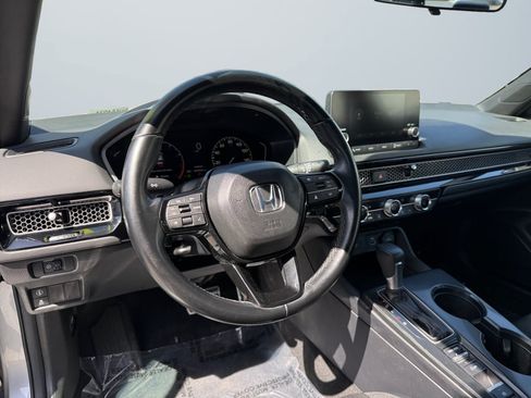 Used 2024 Honda Civic Sport image 13