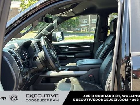 Used 2023 RAM 1500 Laramie AWD/4WD image 10
