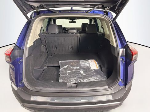 Used 2023 Nissan Rogue SL FWD image 28