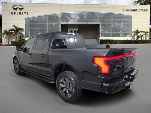 Used 2023 Ford F150 Lightning Lariat AWD/4WD image 3