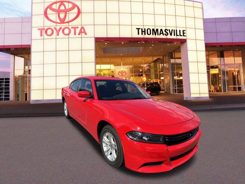 Used 2022 Dodge Charger SXT image 3