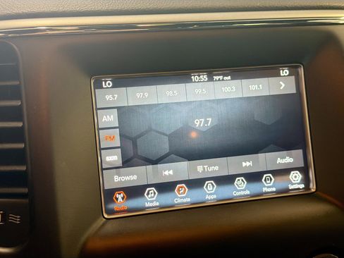 Used 2018 Jeep Grand Cherokee Limited AWD/4WD image 21