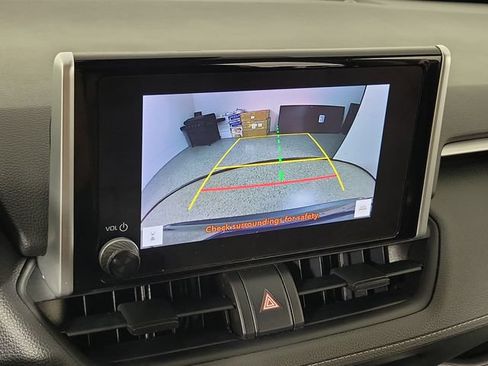 Used 2023 Toyota RAV4 XLE FWD image 29