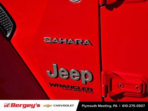 Used 2021 Jeep Wrangler Unlimited Sahara AWD/4WD image 33