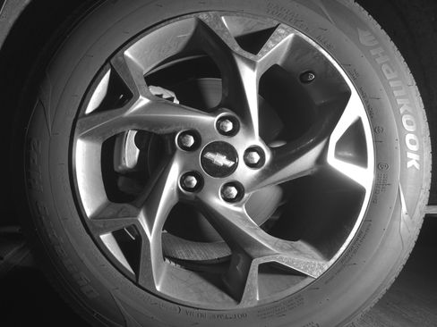 Used 2025 Chevrolet Trax LT FWD image 12