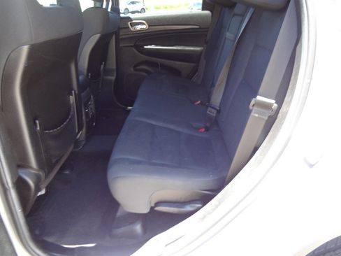 Used 2014 Jeep Grand Cherokee Laredo w/ Quick Order Package 23E AWD/4WD image 10