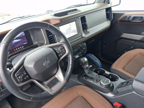 Used 2023 Ford Bronco Outer Banks AWD/4WD image 4