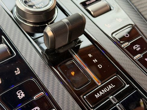 New 2026 Aston Martin DB12 Convertible image 34