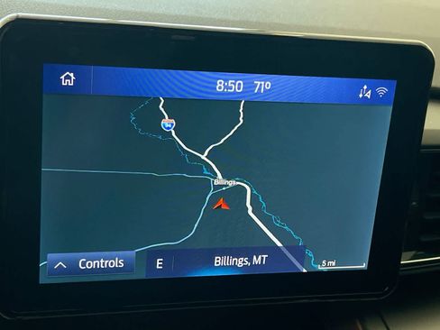Used 2021 Ford Explorer XLT w/ Equipment Group 202A AWD/4WD image 18