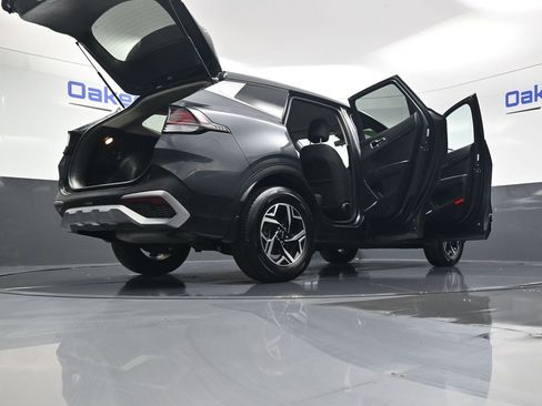 Certified 2023 Kia Sportage LX image 59