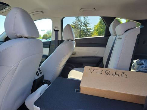 New 2026 Hyundai Tucson SEL image 11